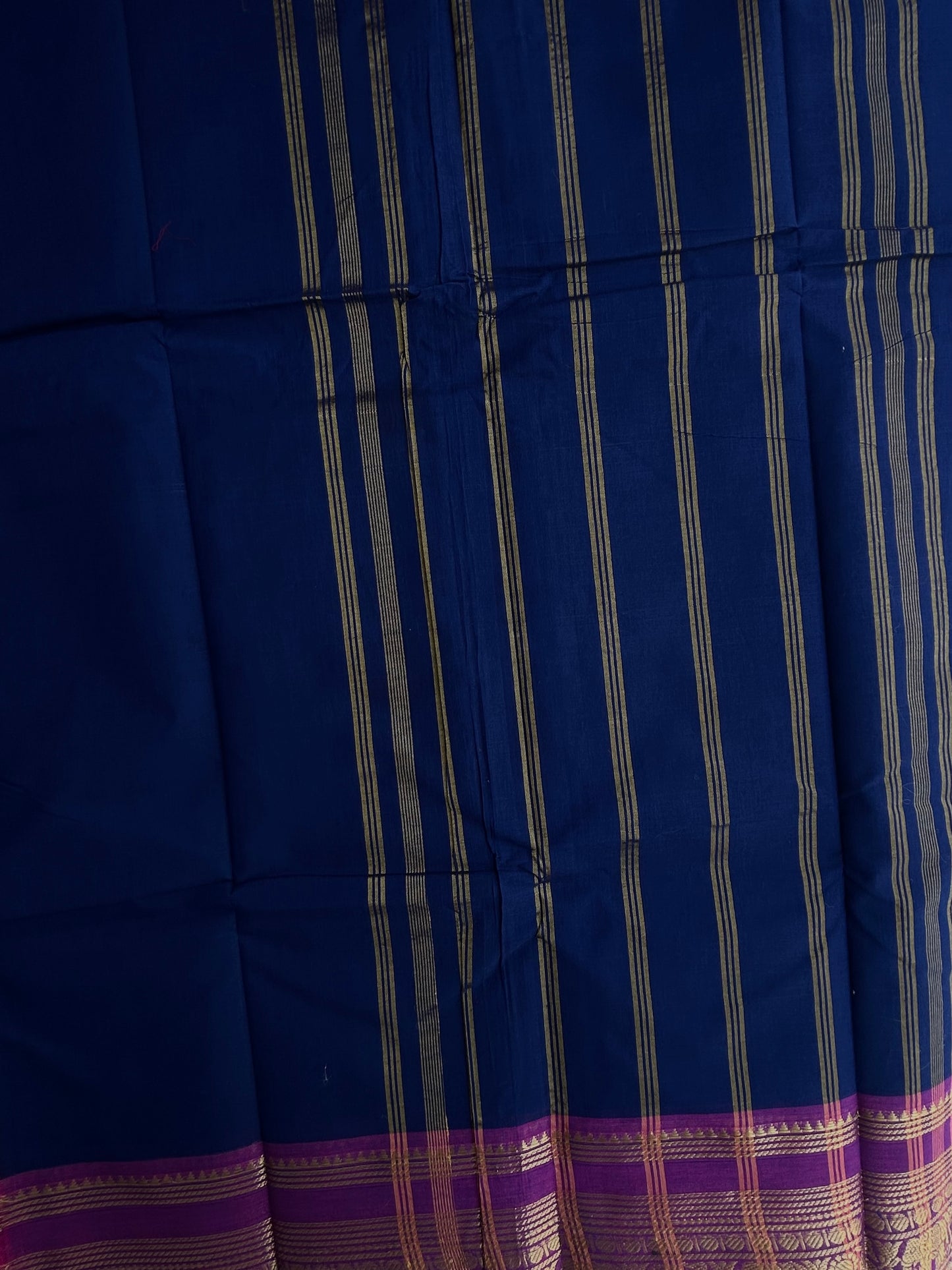 Kanchi cotton saree with zari border