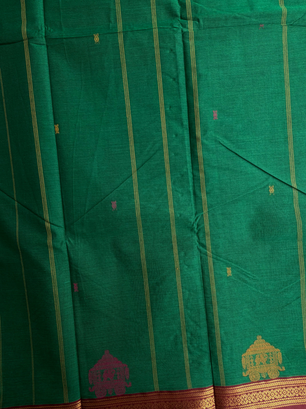 Kanchi cotton saree with butta weaves
