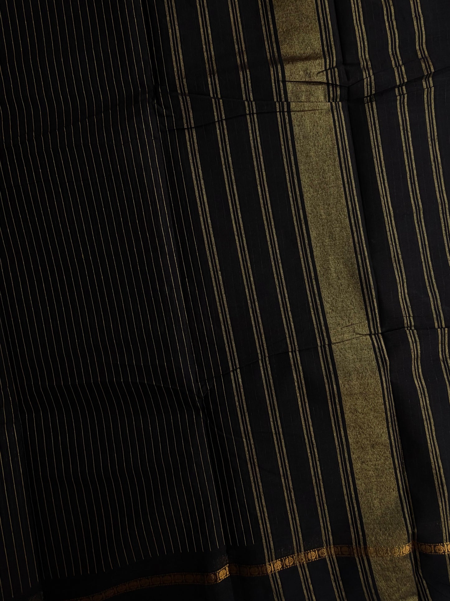 Kanchi cotton saree with Vairaoosi weaves black