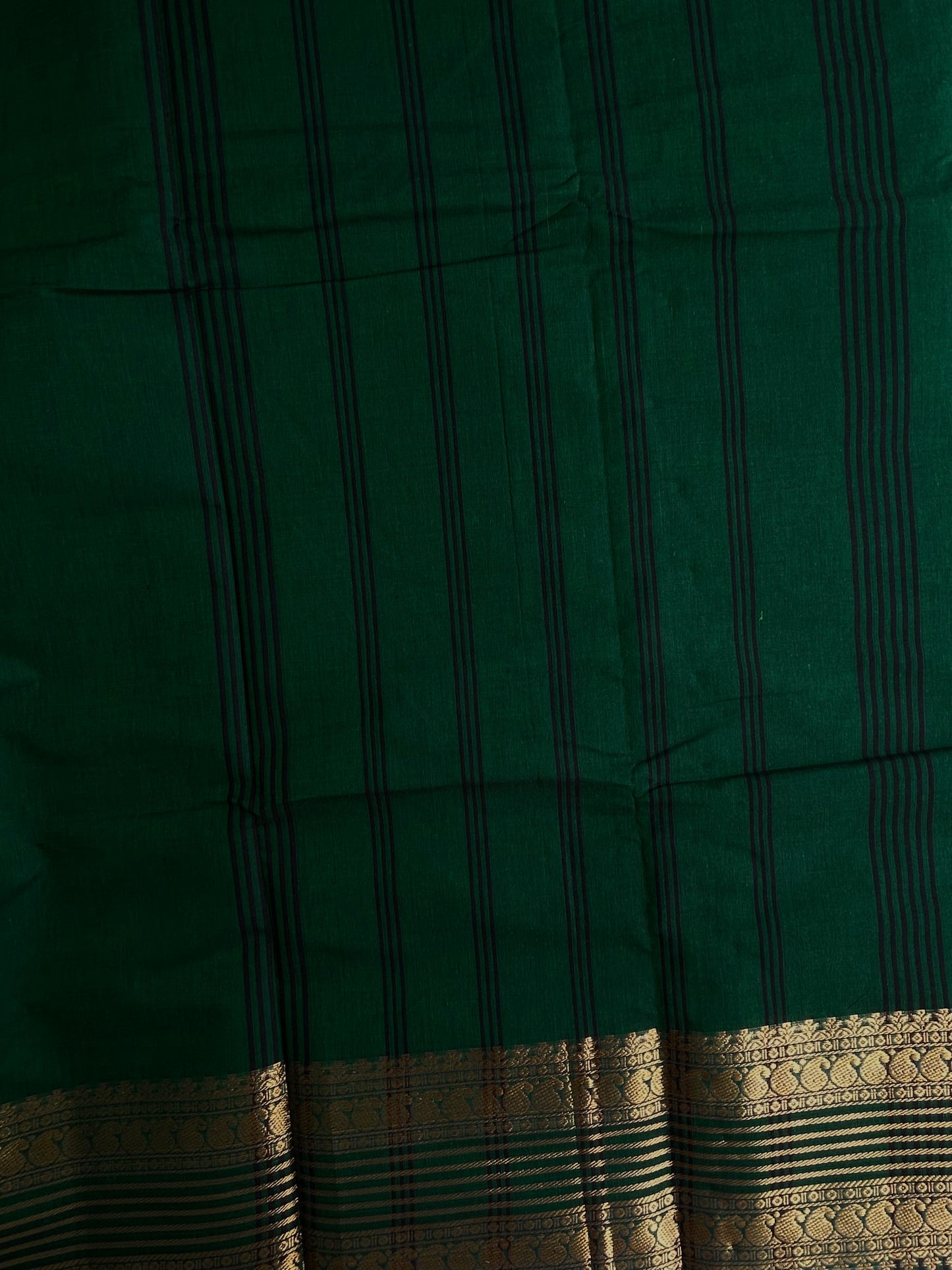 Kanchi cotton saree with zari weaves - Green