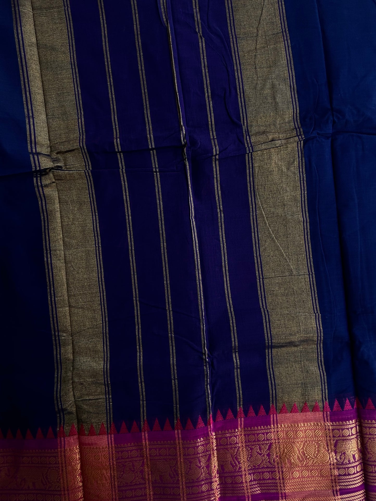 Kanchi cotton saree with rettapett border
