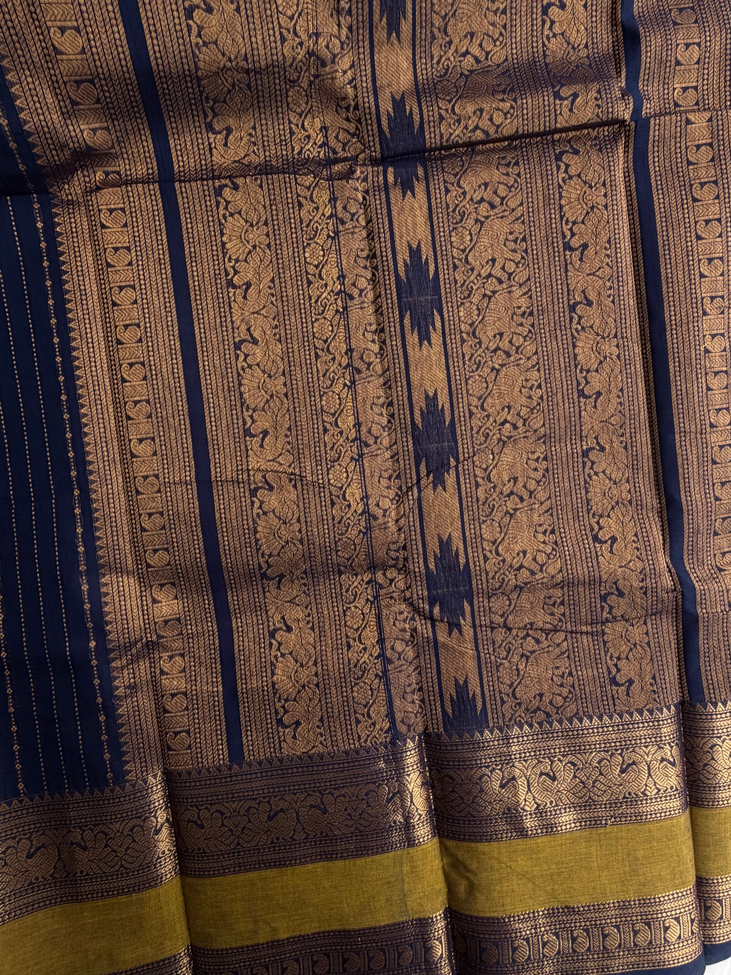 Kanchi cotton saree with Vairaoosi weaves Dark blue
