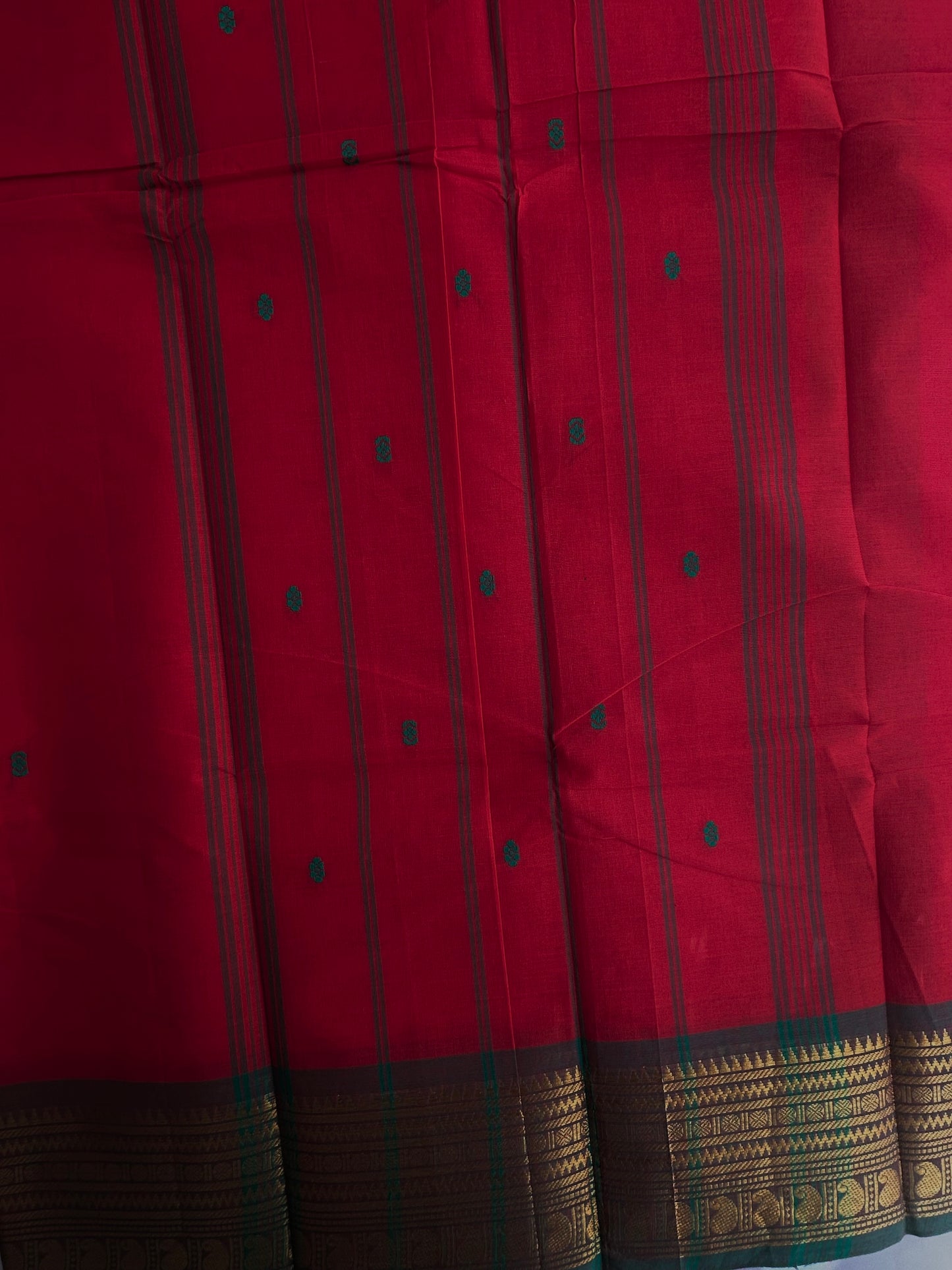 Kanchi cotton saree with butta weaves