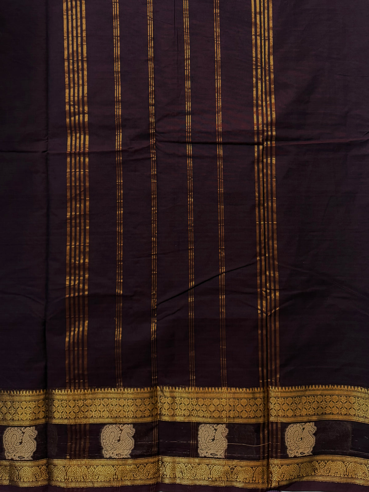 Kanchi cotton saree with rettapett border