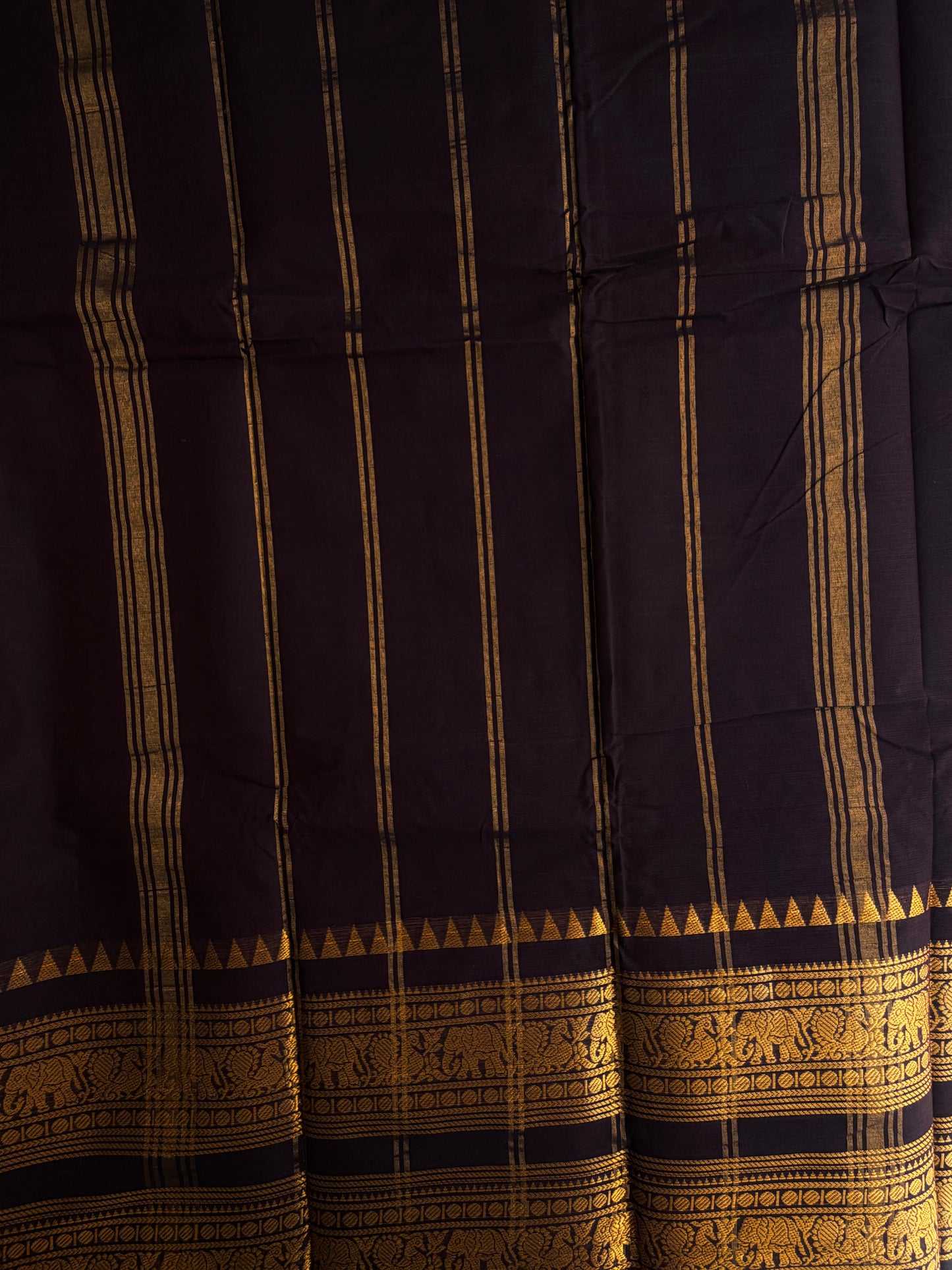 Kanchi cotton saree with rettapett border