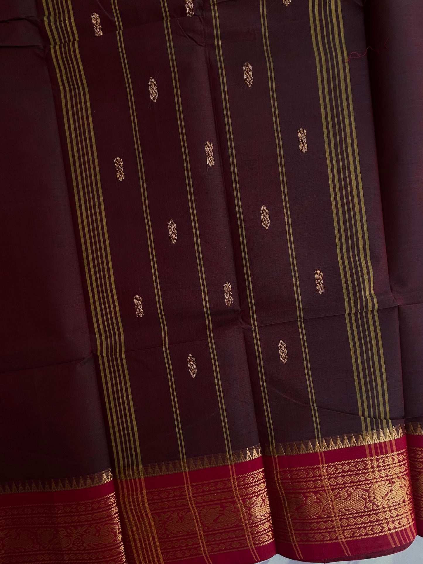 Kanchi cotton saree with butta weaves