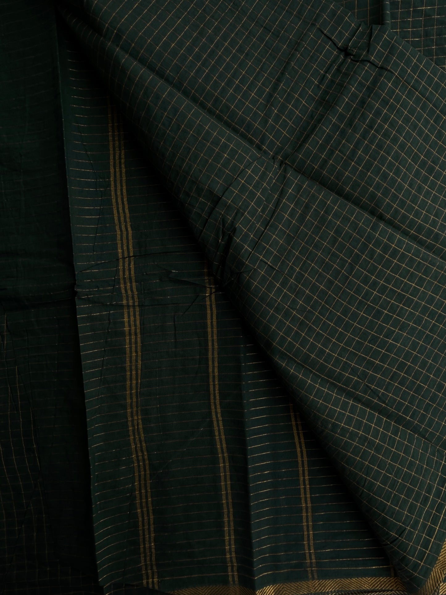 Sungudi cotton saree in checks - dark green