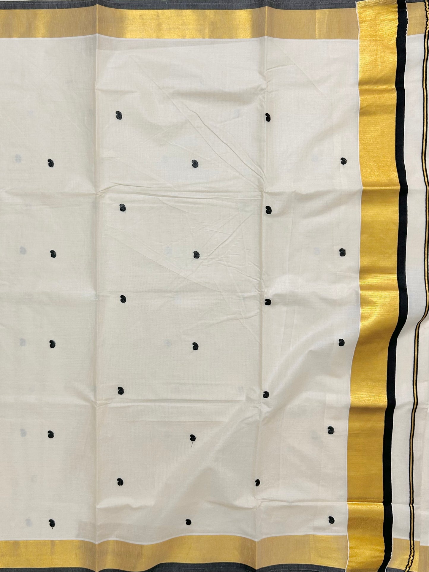 Kasavu saree in mango butta embroidery - black