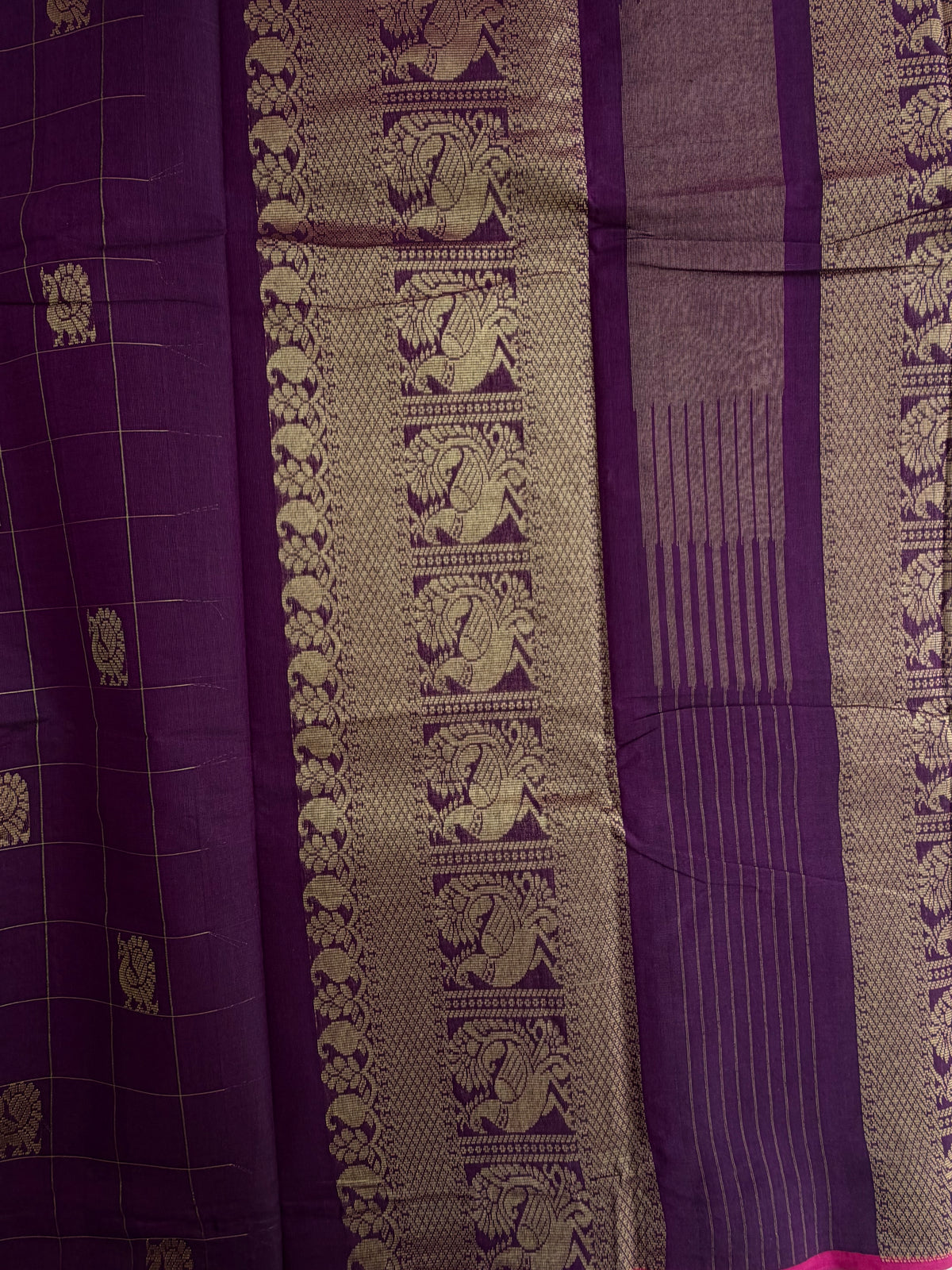 Kanchi cotton with zari weaves and grand pallu purple