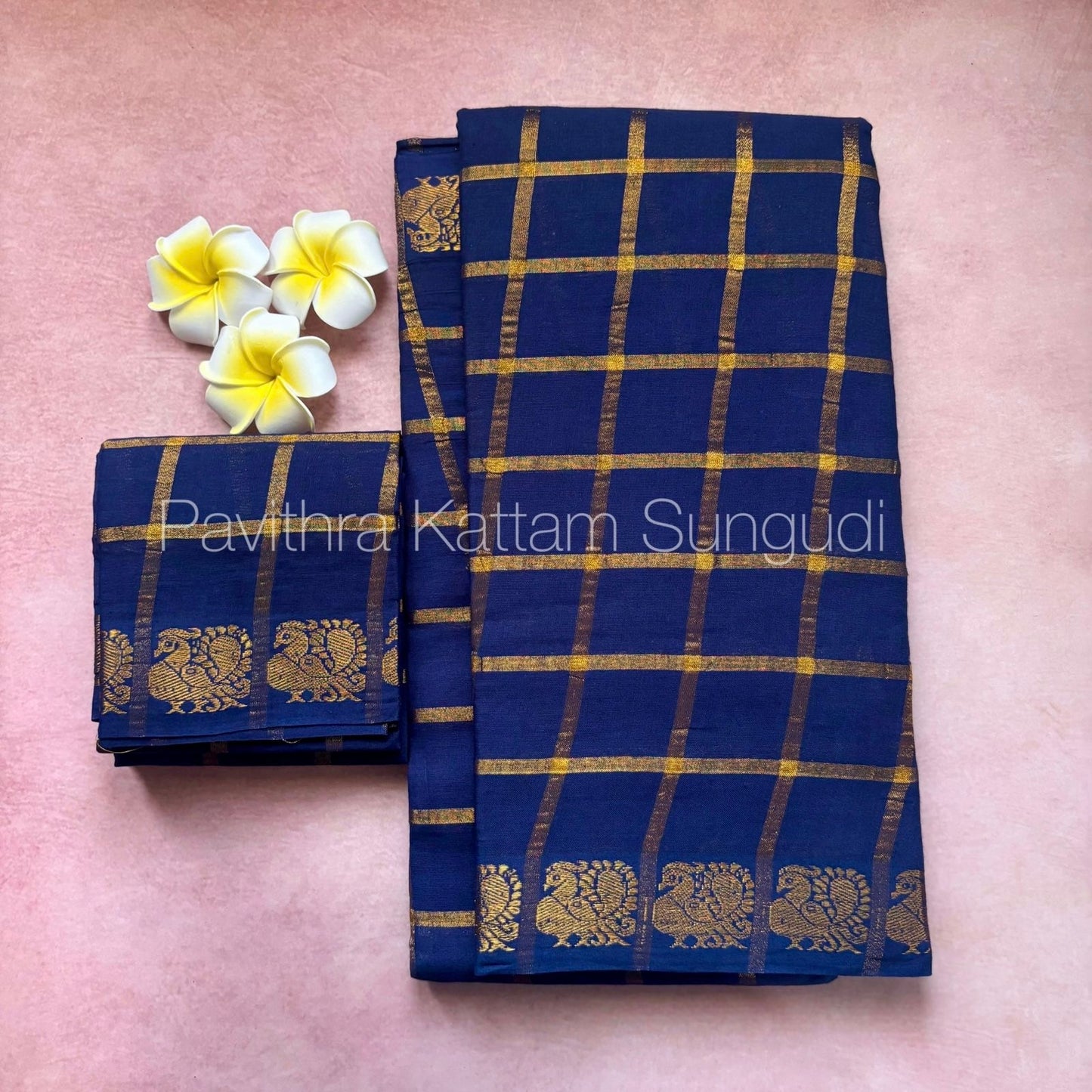 Sungudi pavithra checks saree Blue