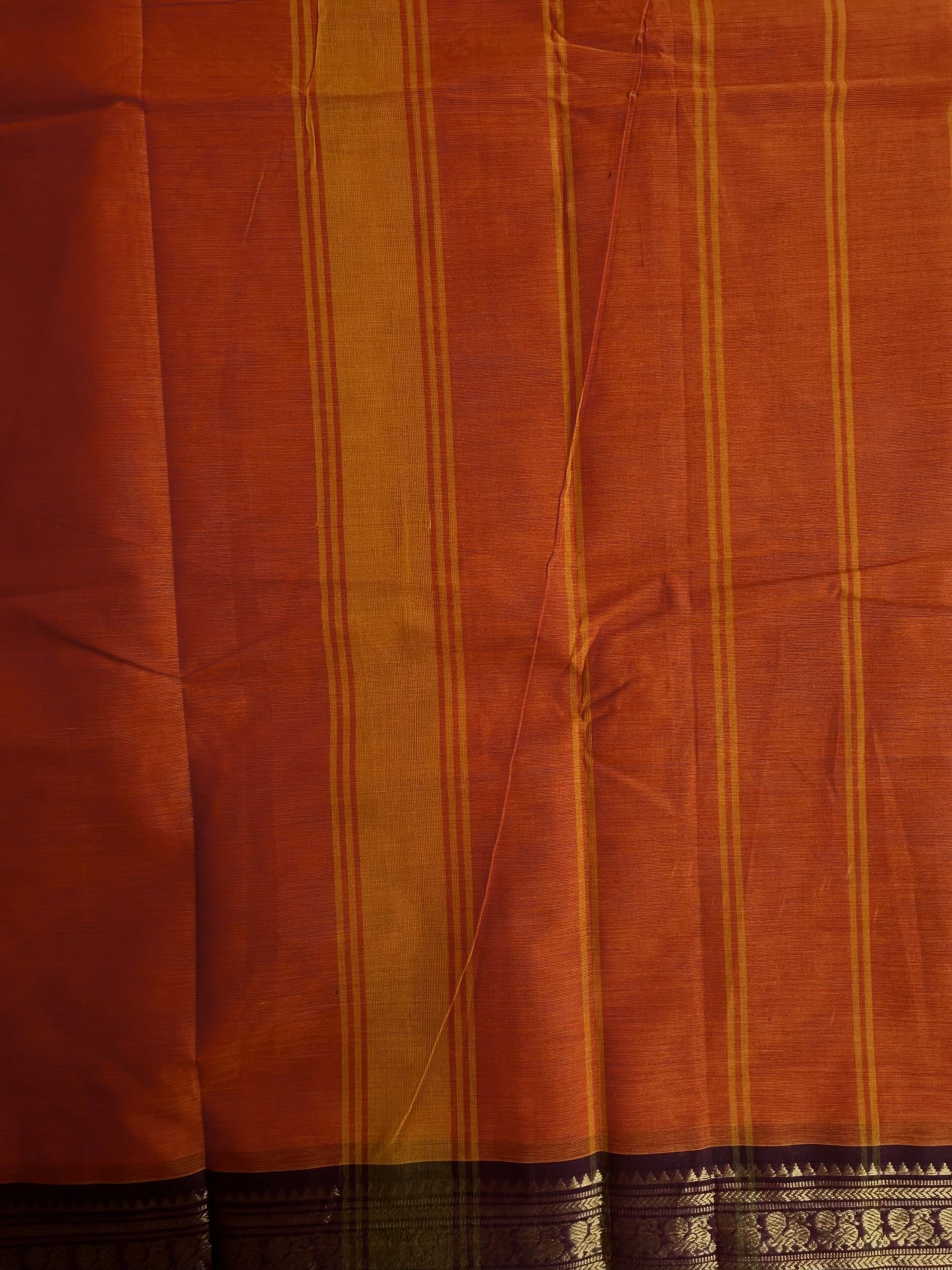 Kanchi cotton saree with minimal zari border
