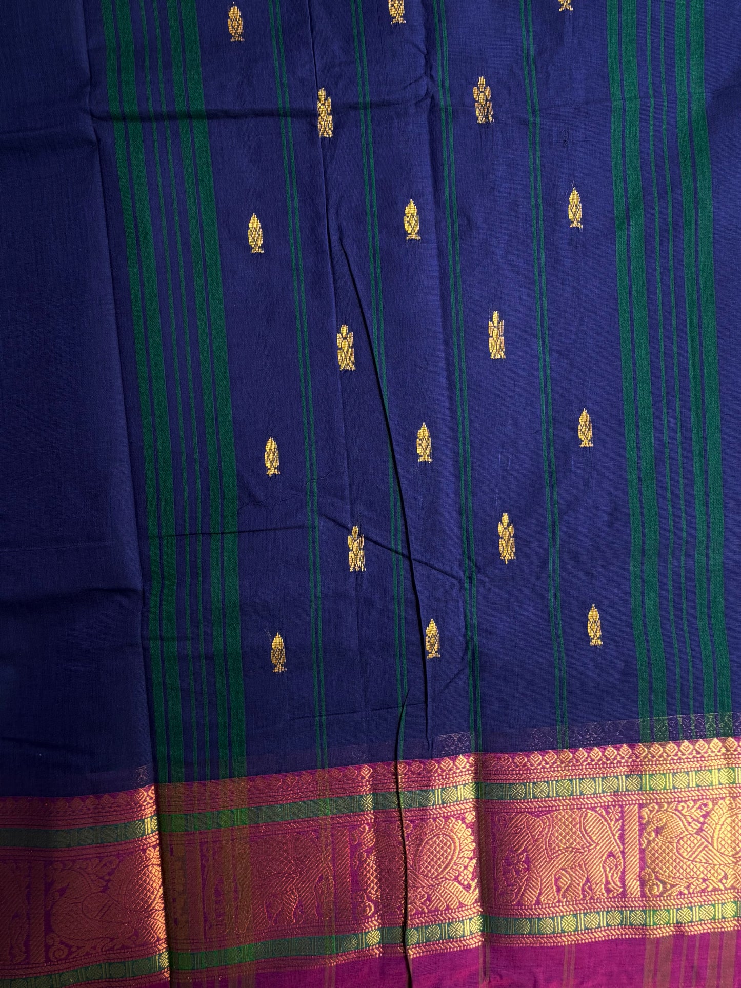 Kanchi cotton saree with butta weaves