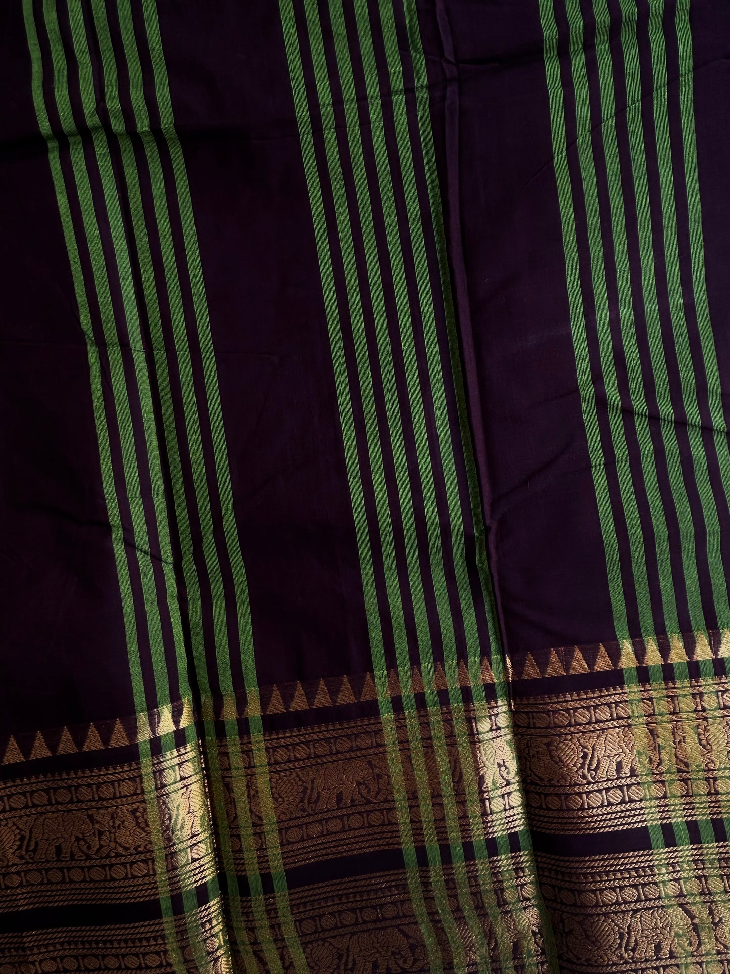 Kanchi cotton saree with rettapett border
