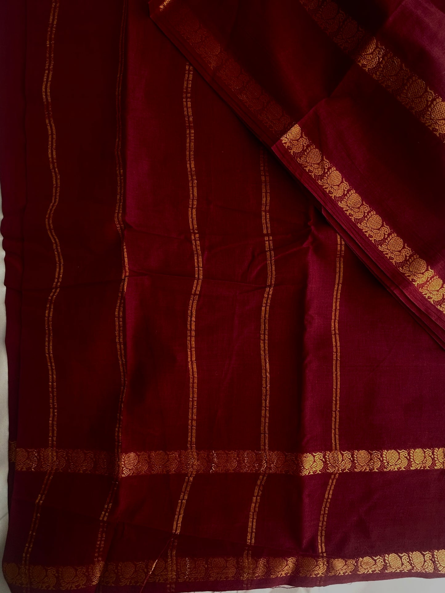 Sungudi Cotton saree with peacock border
