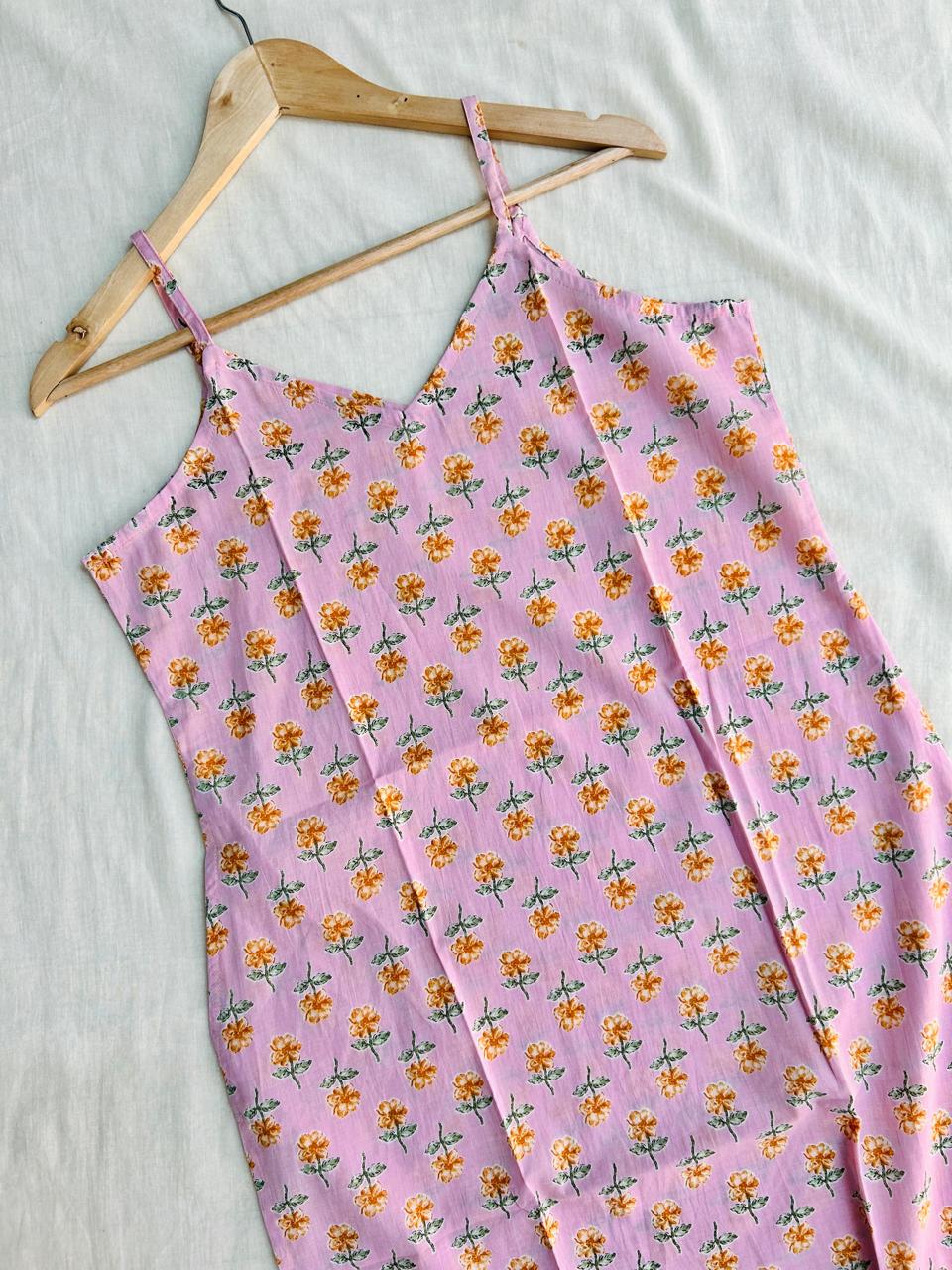 Cotton Sleeveless kurti