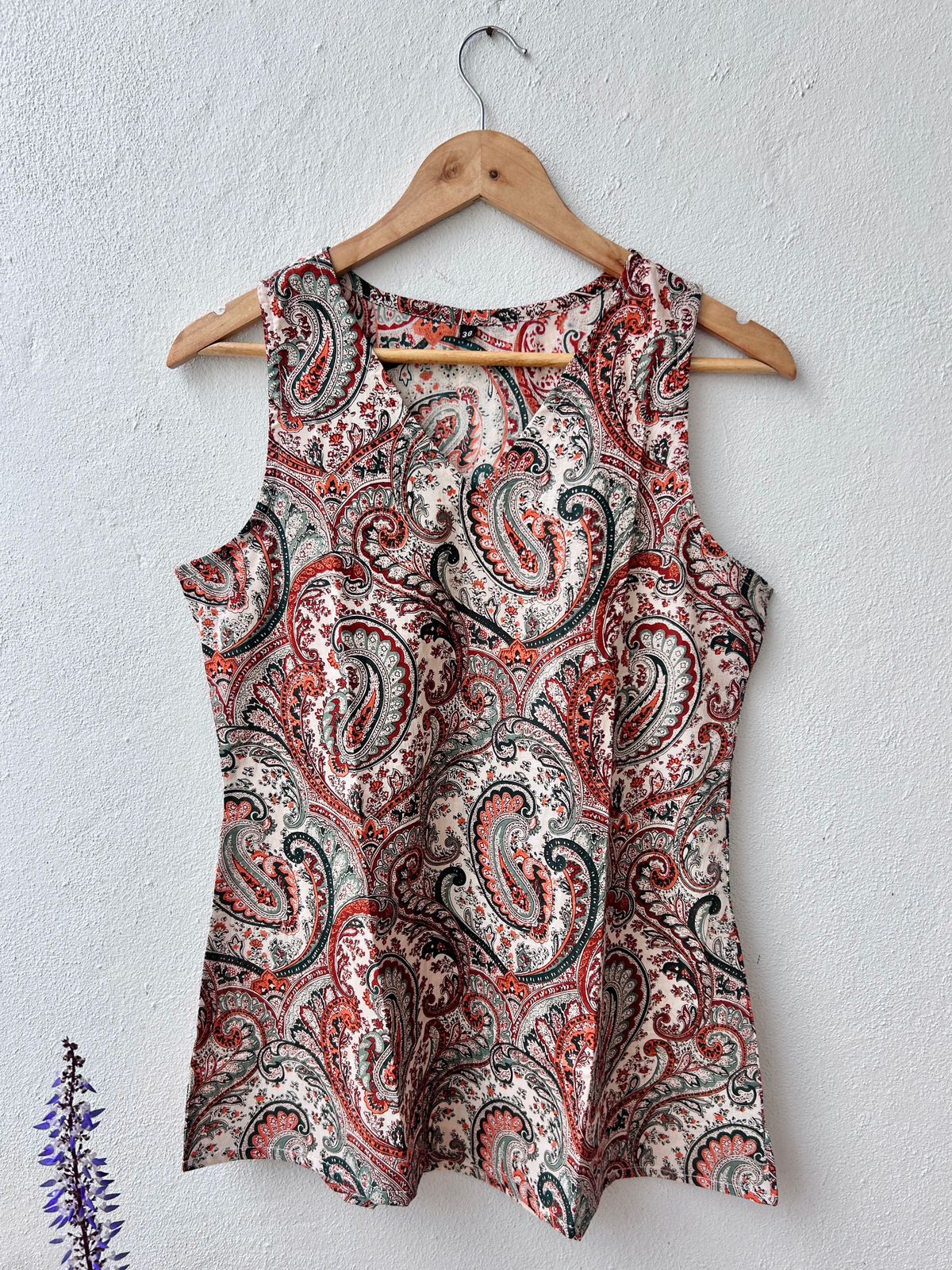 Cotton Sleeveless Short Kurti