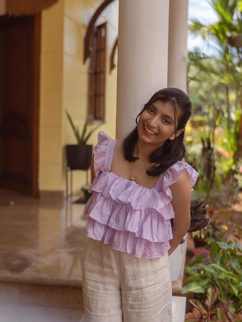 Sleeveless Ruffle top