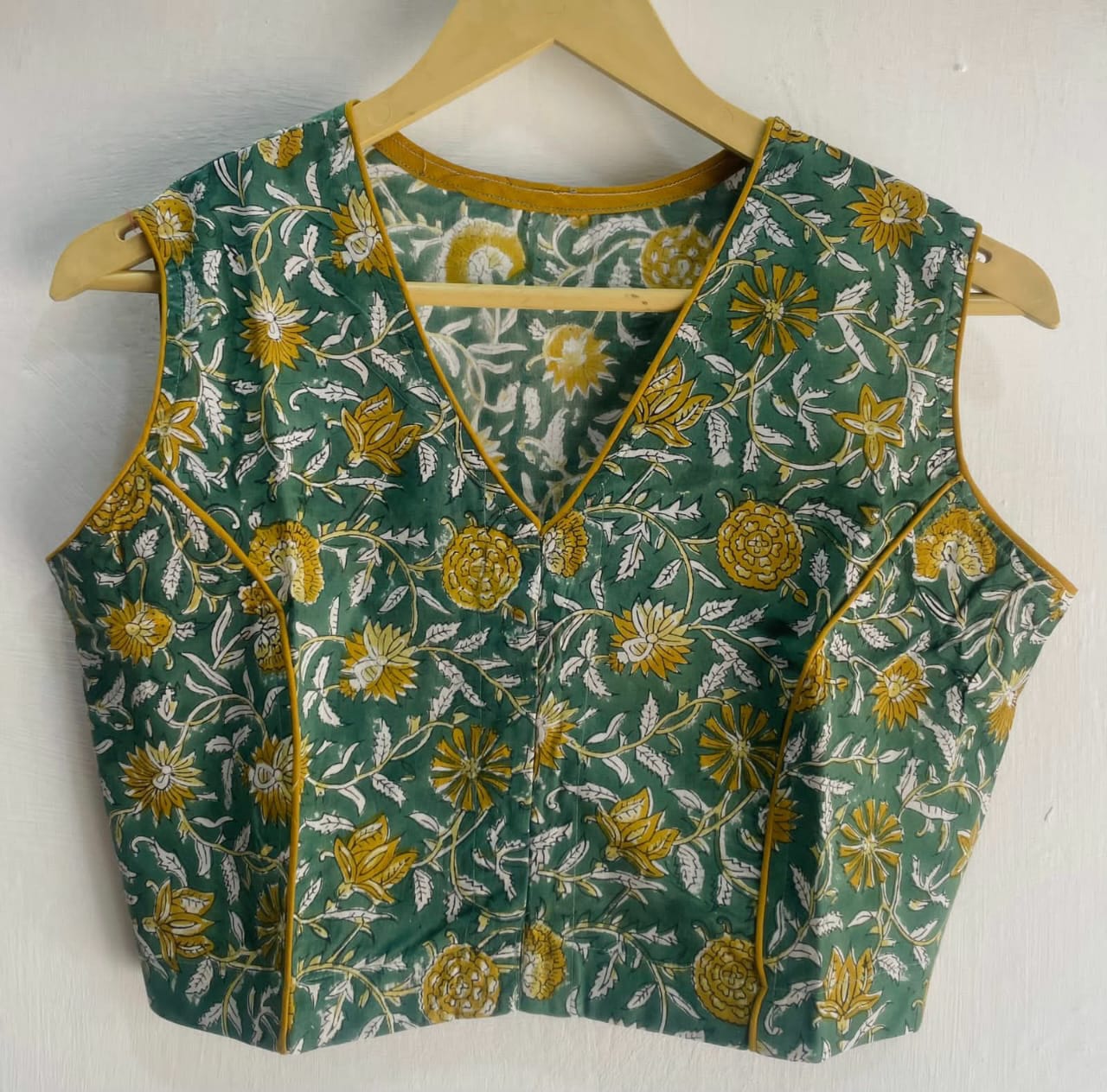Readymade Saree blouse in block prints
