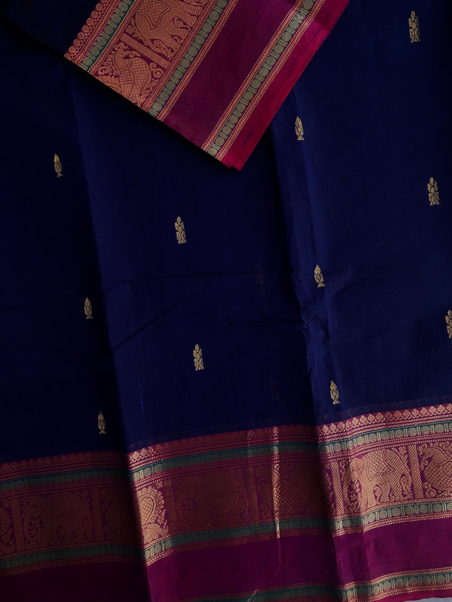 Kanchi cotton saree with butta weaves