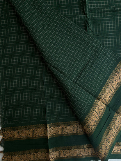 Kanchi cotton saree in kattam pattern Green