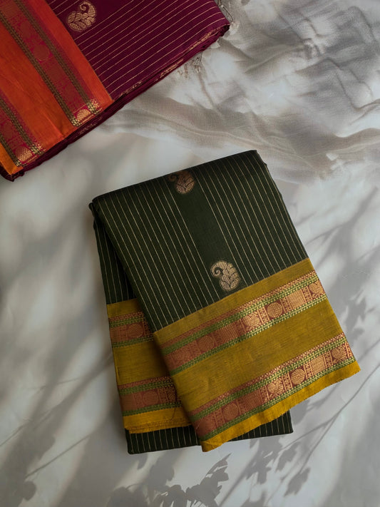 Kanchi cotton saree in Vairaoosi weaves Green