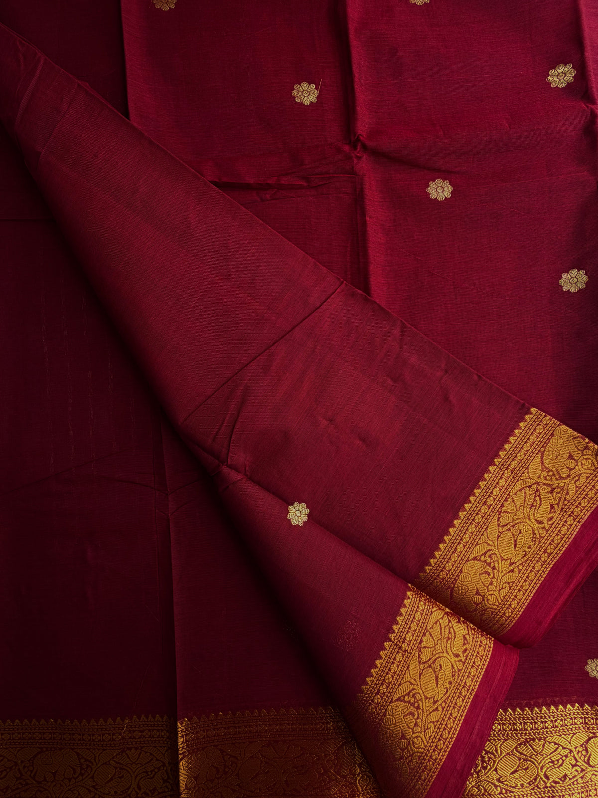 Kanchi cotton saree with butta weaves & zari pallu - maroon