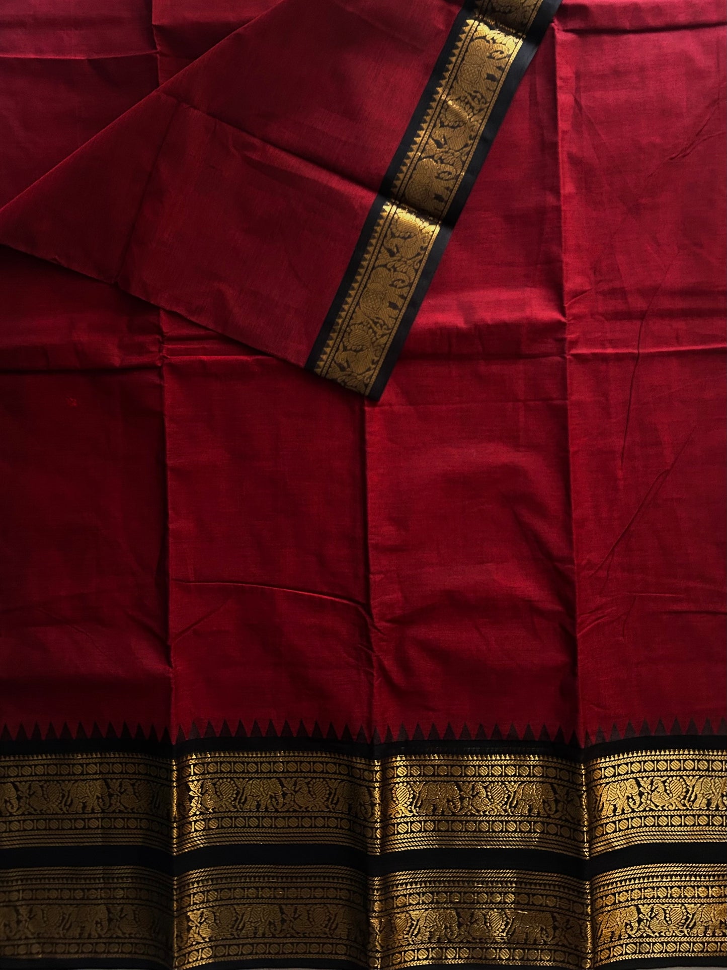 Kanchi cotton saree with rettapett border