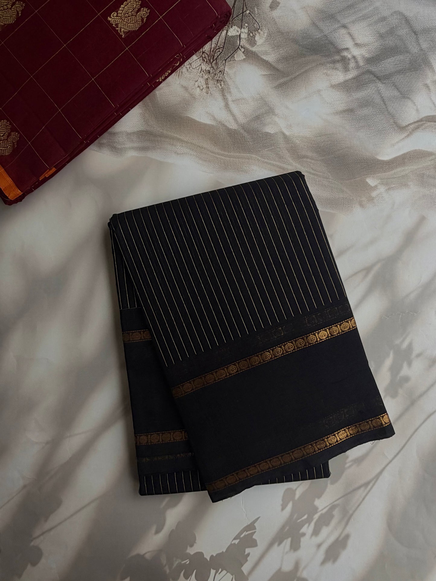 Kanchi cotton saree with Vairaoosi weaves black