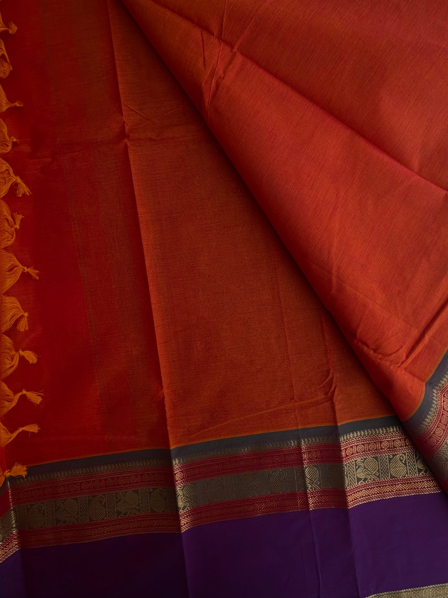 Kanchi cotton with annam zari butta weaves & grand pallu