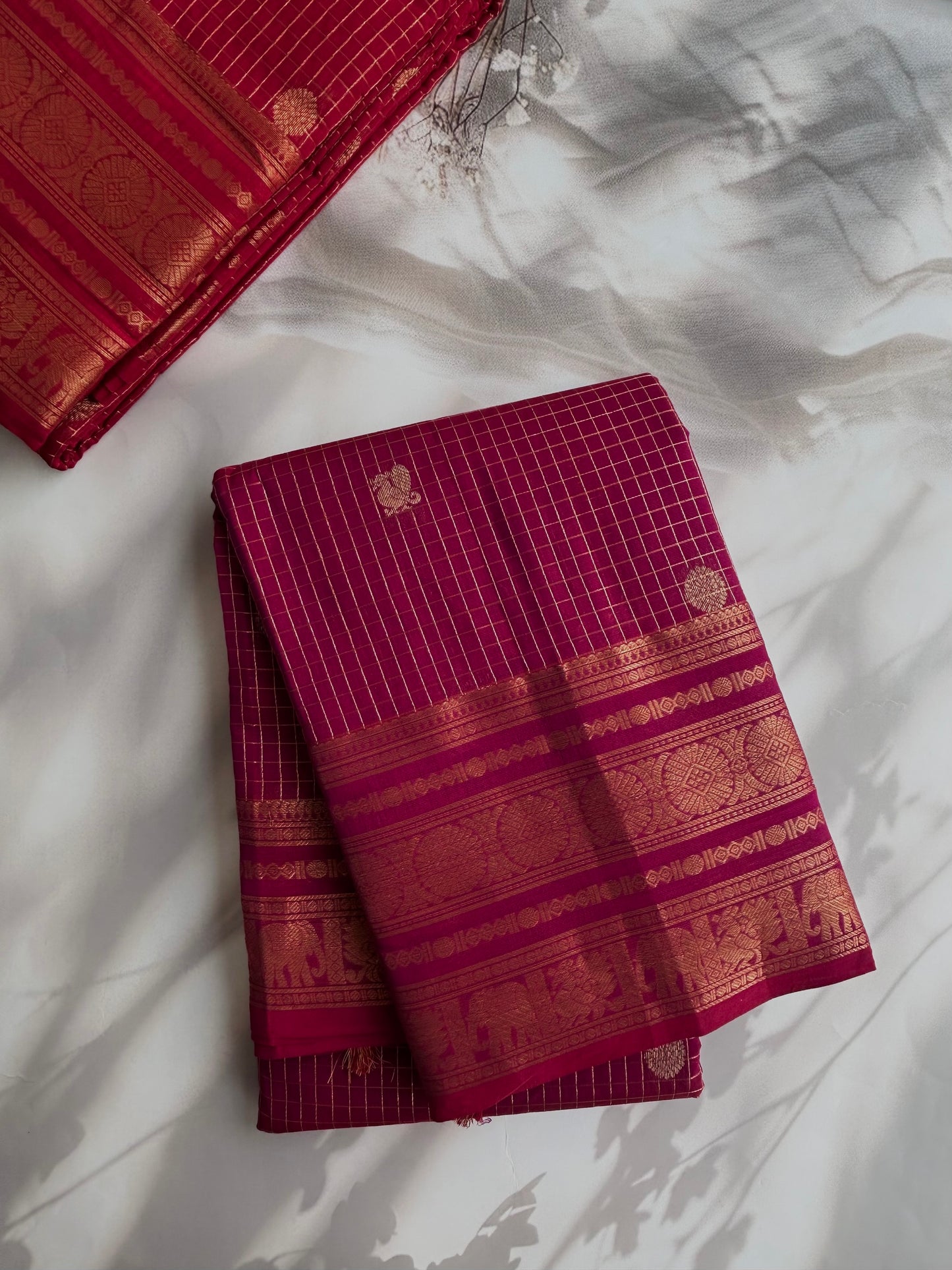 Kanchi cotton saree with kattam zari weaves & grand pallu - pink