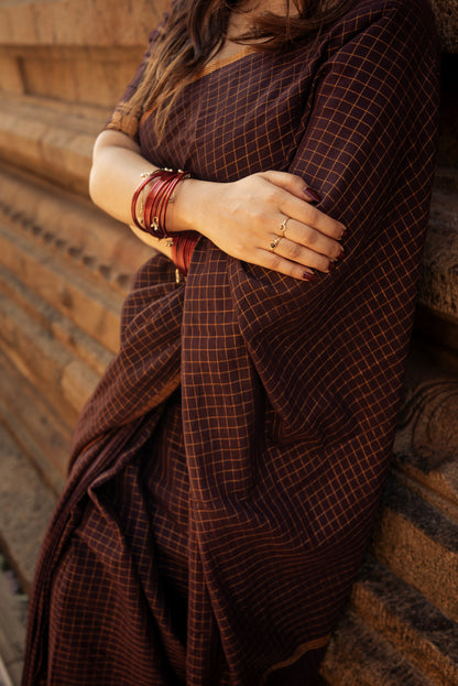 Sungudi cotton saree in checks - brown