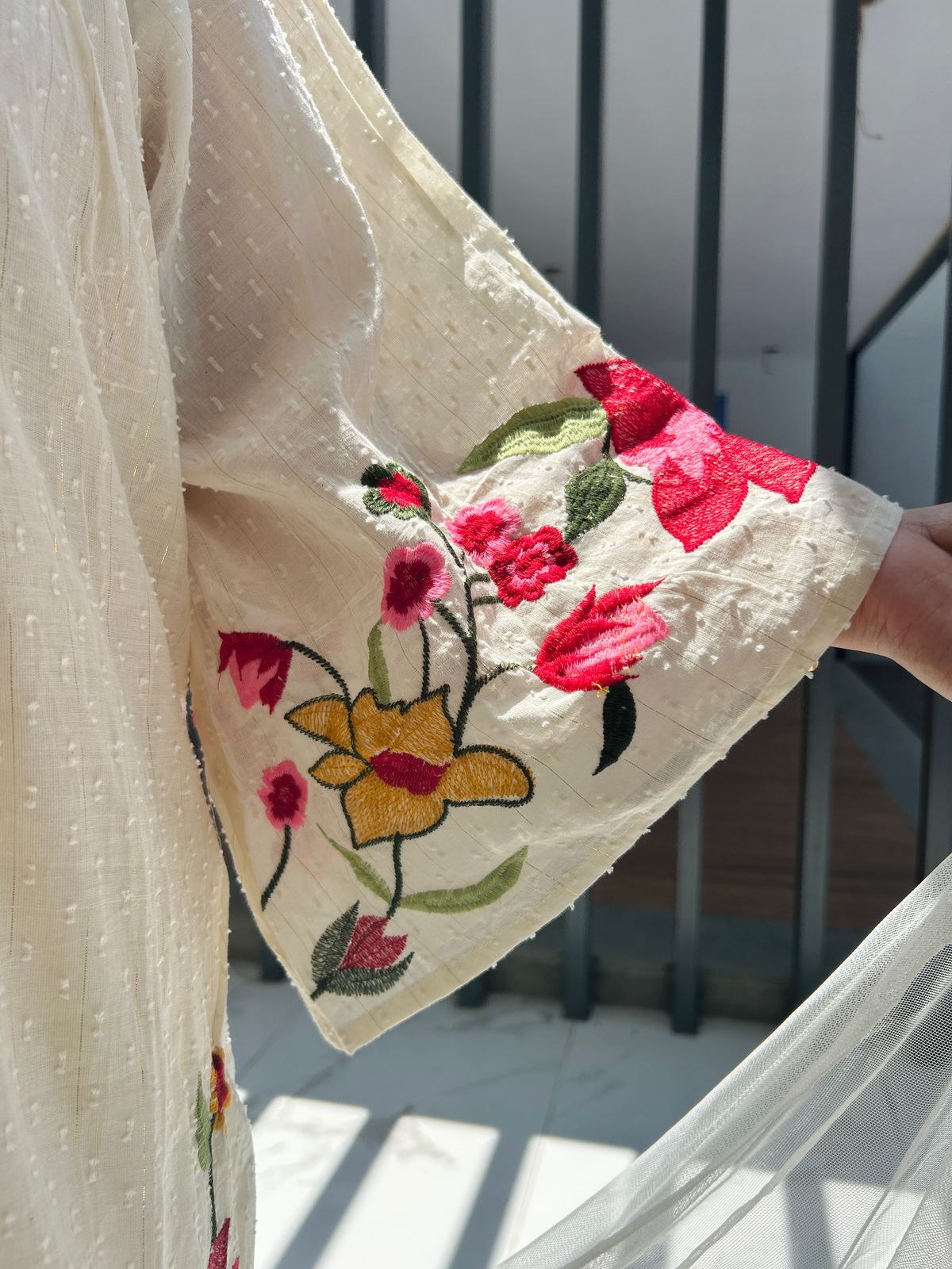 Off white Embroidered Cotton Kurta set