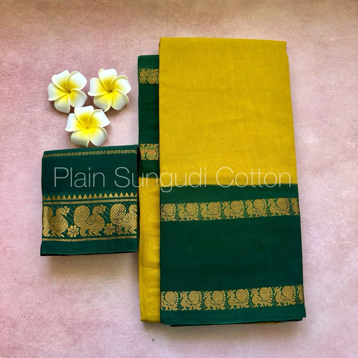 Sungudi Cotton saree with contrast border