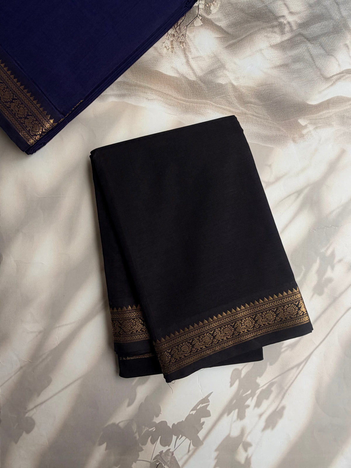Kanchi cotton saree with minimal zari border black