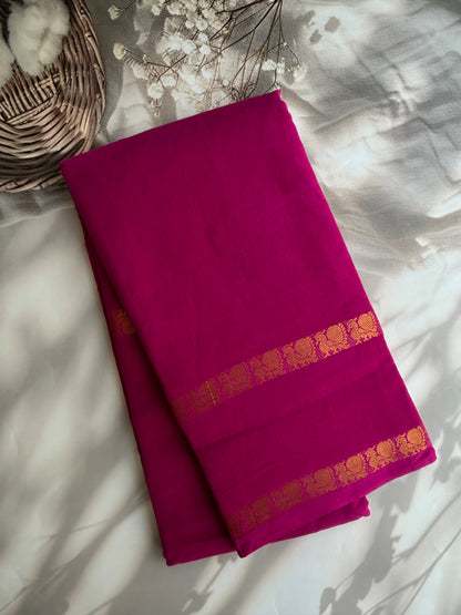 Sungudi Cotton saree with peacock border Pink