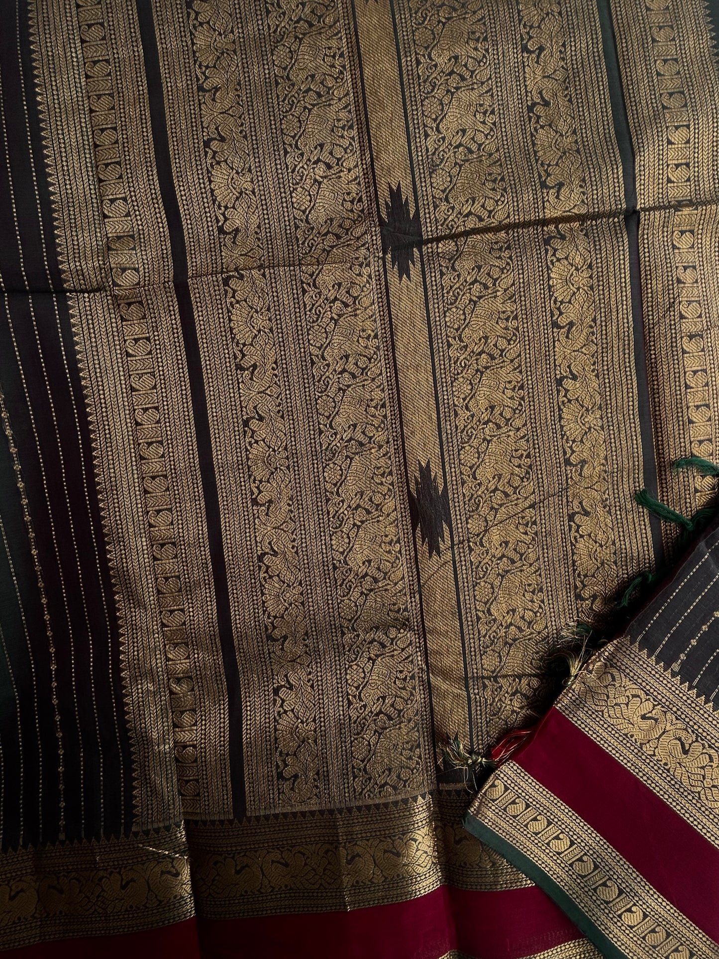 Kanchi Cotton Vairaoosi weaves & grand pallu