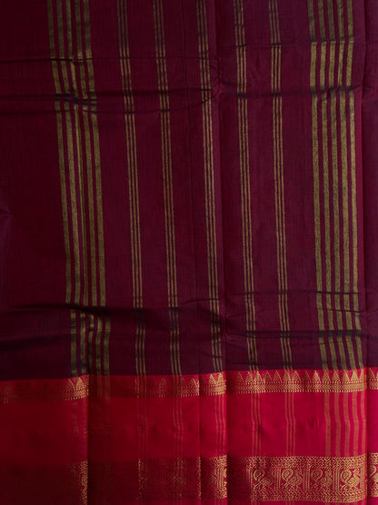 Kanchi cotton saree with contrast zari border