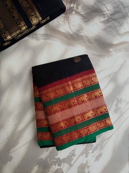 Kanchi cotton saree in butta weaves & grand pallu