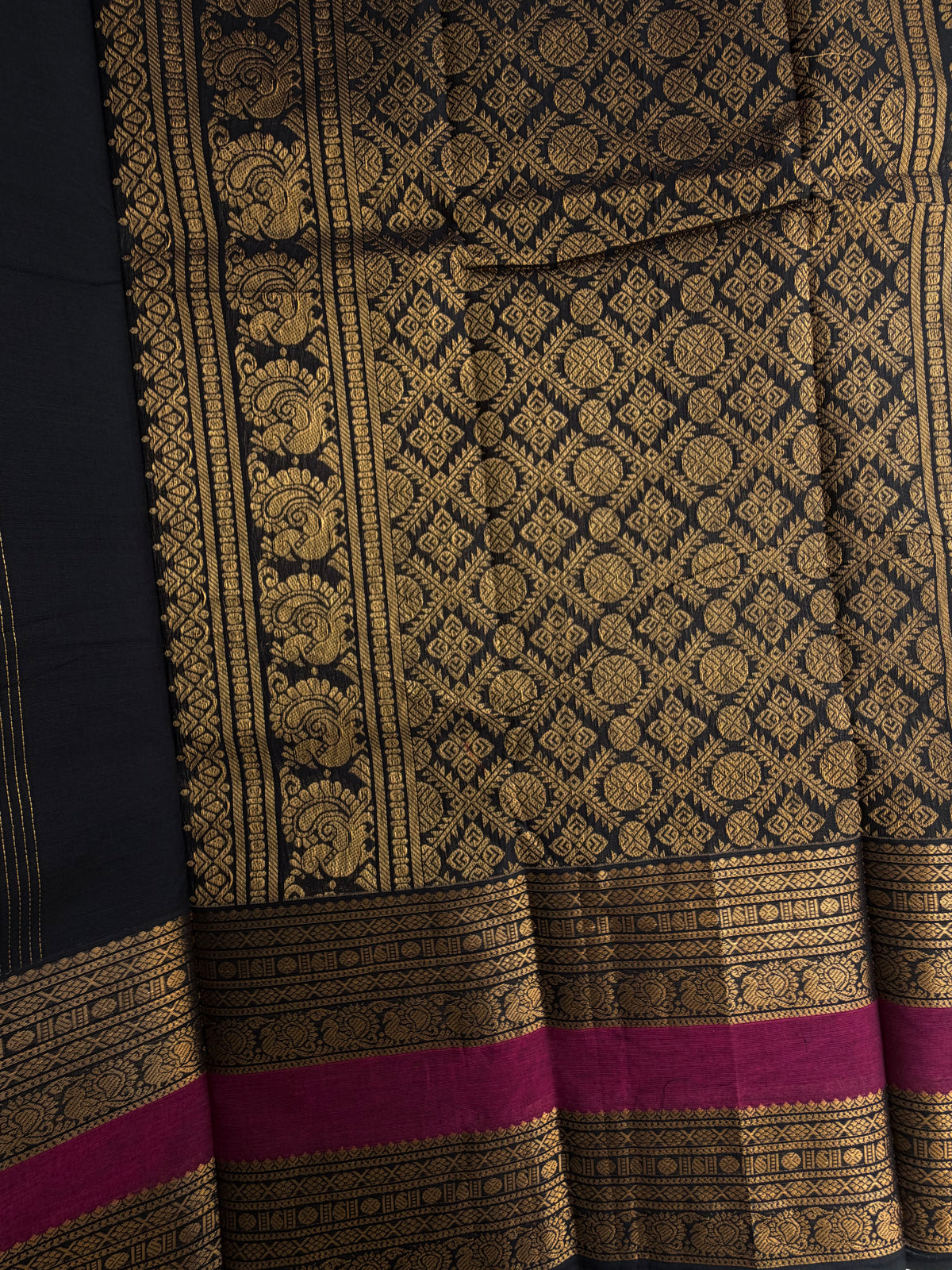 Kanchi cotton saree in Vairaoosi pattern zari butta weaves & grand pallu black