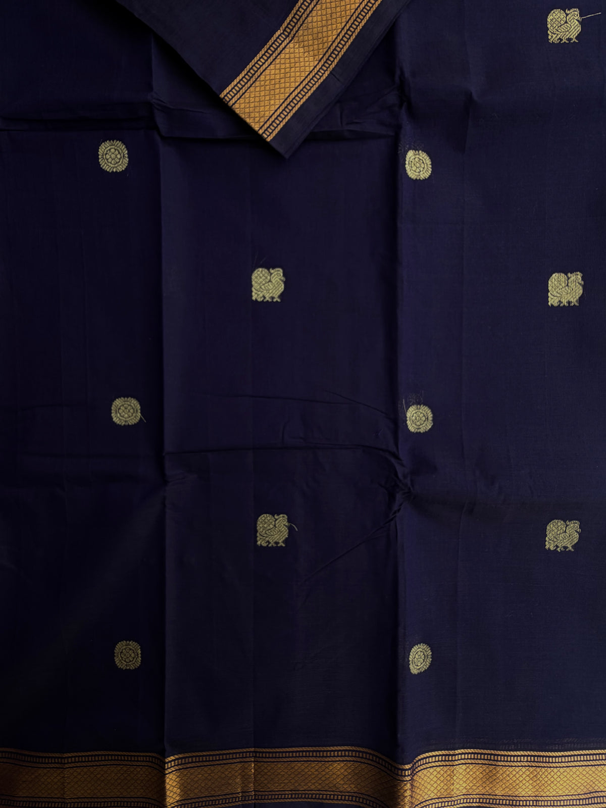 Kanchi cotton with zari weaves on body and pallu navy blue
