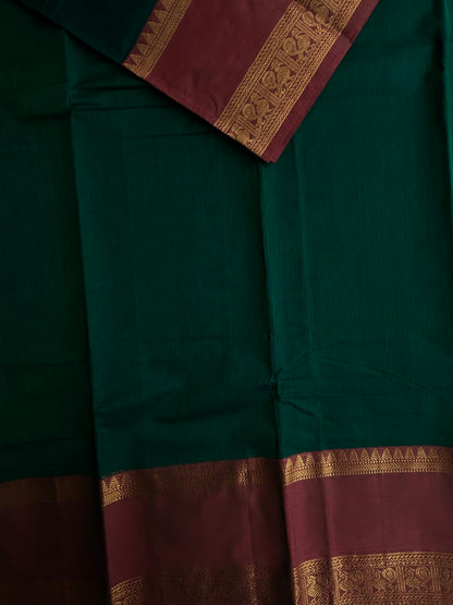Kanchi cotton saree with contrast zari border