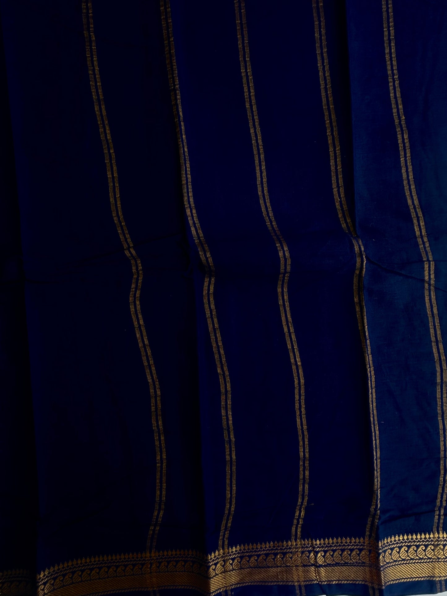 Sungudi saree with Velthari blouse Blue