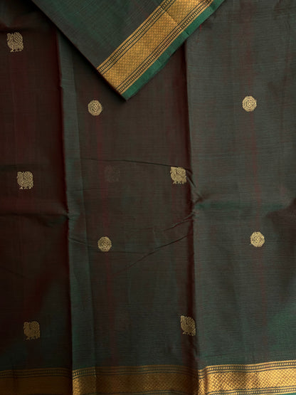 Kanchi cotton saree with annam zari weaves - dual toned green