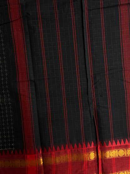 Kanchi cotton saree with korvai border