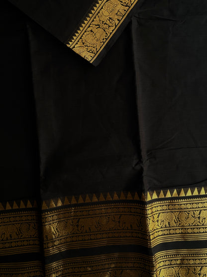 Kanchi cotton saree with rettapett border