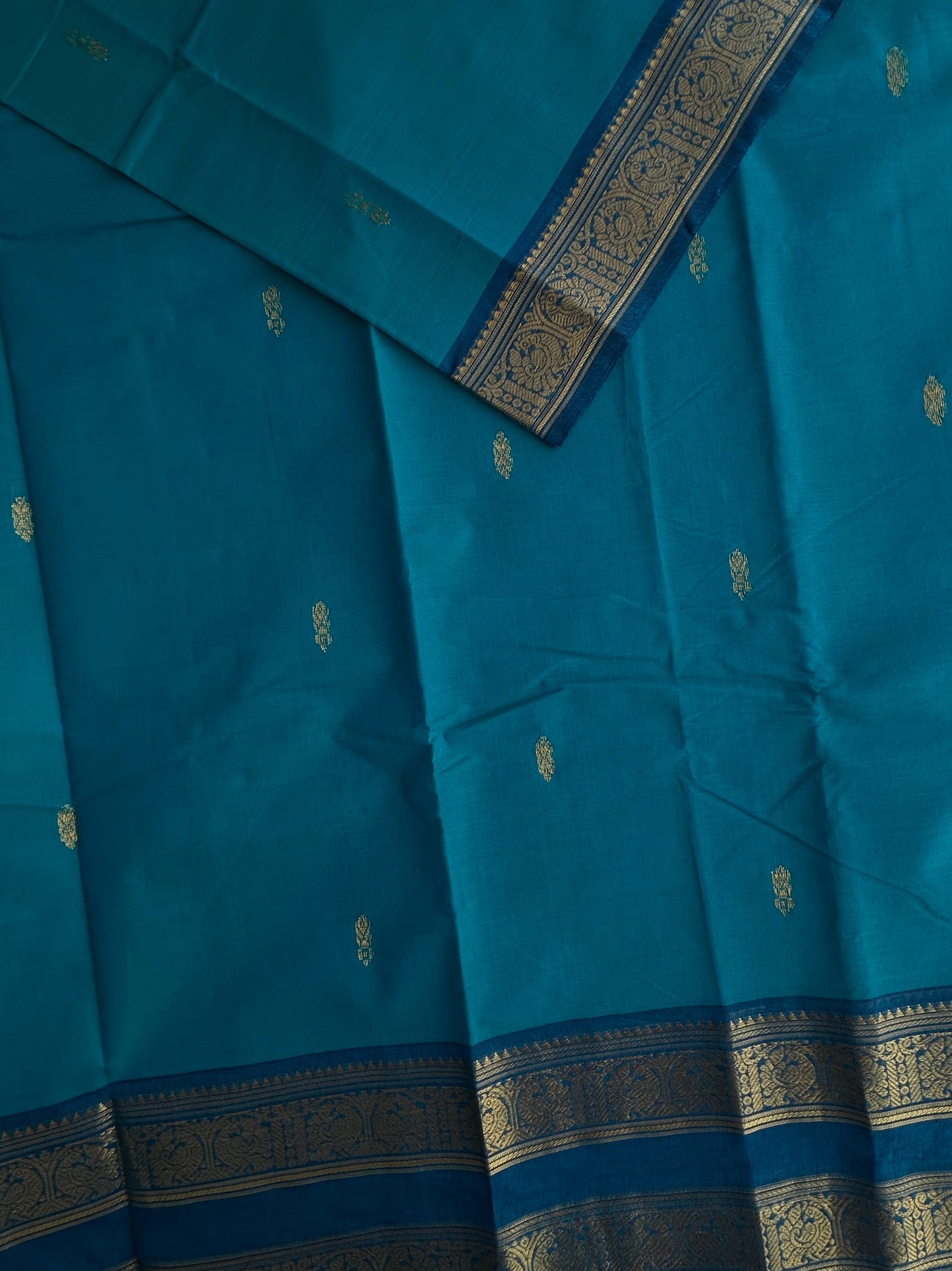 Kanchi cotton in butta weaves