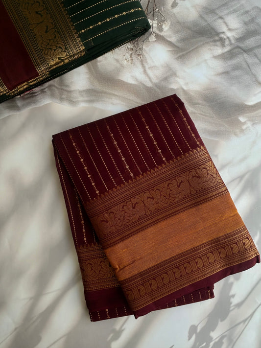 Kanchi Vairaoosi weaves saree - brown