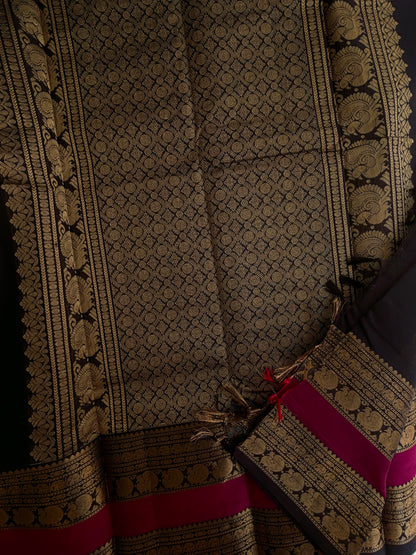 Premium Kanchi cotton with annam zari butta weaves and grand pallu