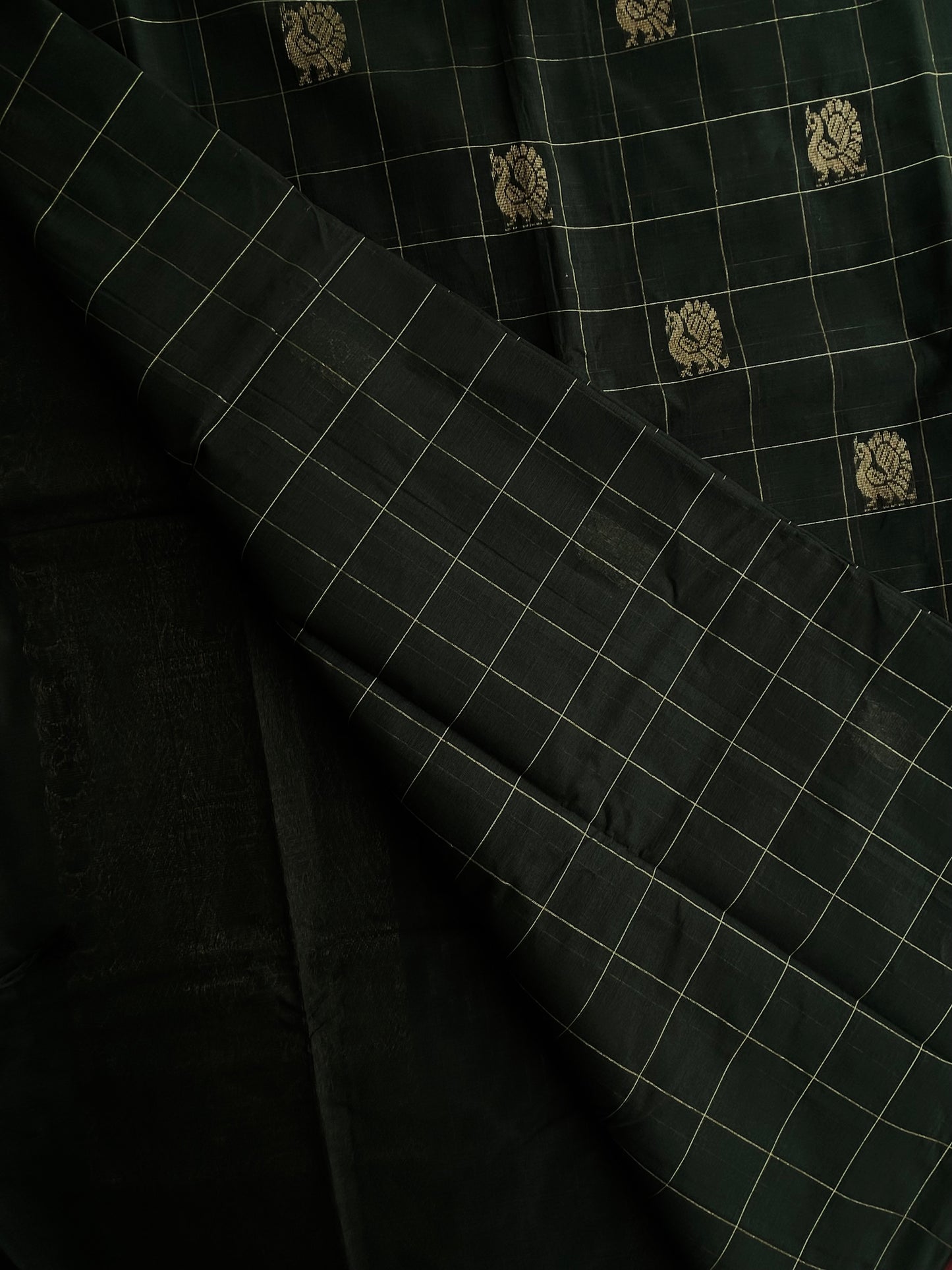 Kanchi cotton with zari weaves and grand pallu - dark green with maroon border