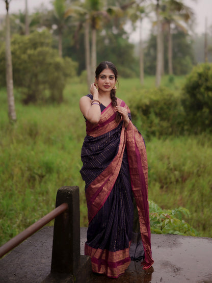 Kanchi cotton saree in Vairaoosi weaves & grand pallu